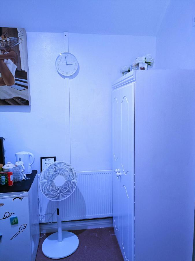 Homestay Bedspace バーミンガム エクステリア 写真