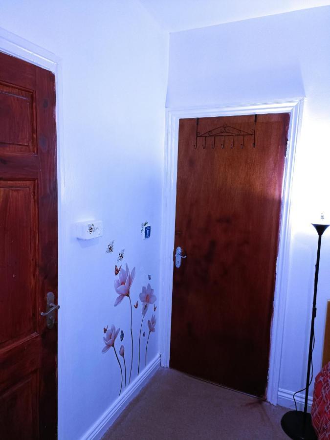 Homestay Bedspace バーミンガム エクステリア 写真